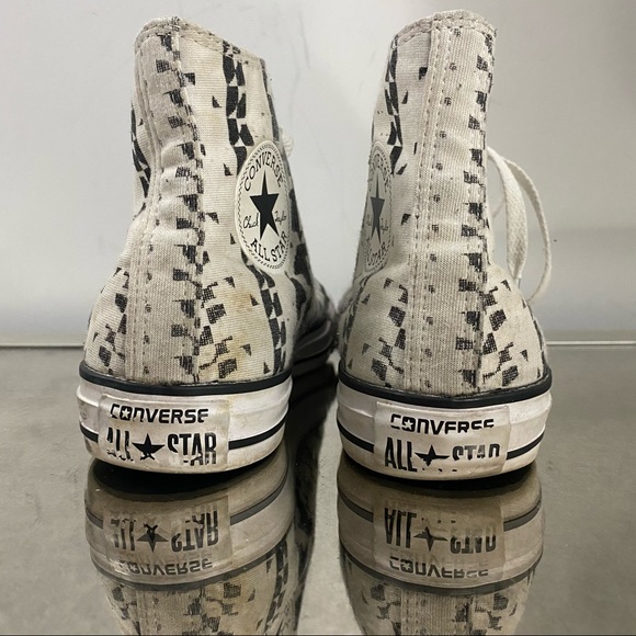 Converse Chuck Taylor Hi-Top - Picture 5 of 5
